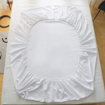 Full Size Microfiber Fitted Sheet with 200TC Thread Count and Deep Mattress Pockets