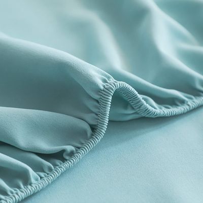 200TC Polyester Bedding Set 1 Fitted Sheet and 2 Pillowcases for a Good Night's Sleep