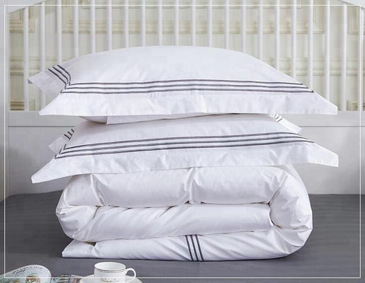 Elegant Home 60s Pure Cotton Customized Hotel Bedding Set with YARN DYED Pattern