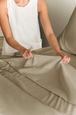 Extra Soft Woven Hotel Luxury Bed Sheets 1.5-2 Kg Deep Pockets Breathable Cooling