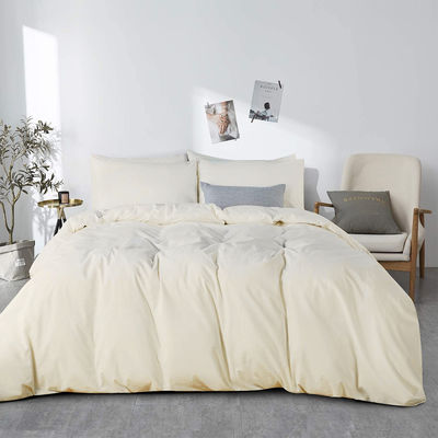 All-Season Solid Pattern King Size Microfiber Hotel Bedding Sets at Reador for Hotels