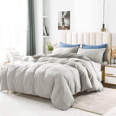 All-Season Solid Pattern King Size Microfiber Hotel Bedding Sets at Reador for Hotels
