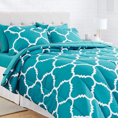 Europe Style Lightweight Microfiber Bed-In-A-Bag Comforter Set with Durable Stitching